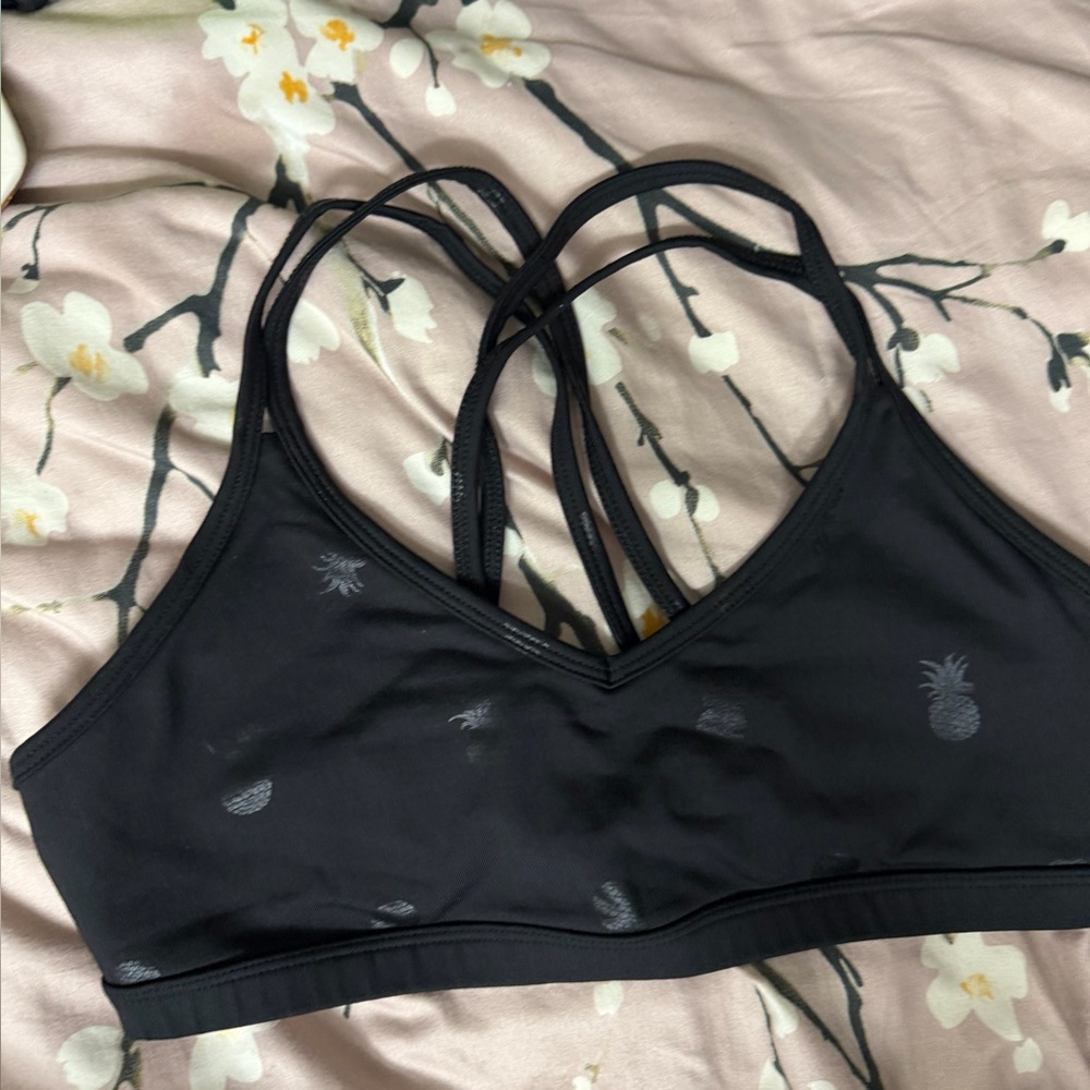 Beyond Yoga Black Pineapple Sports Bra
